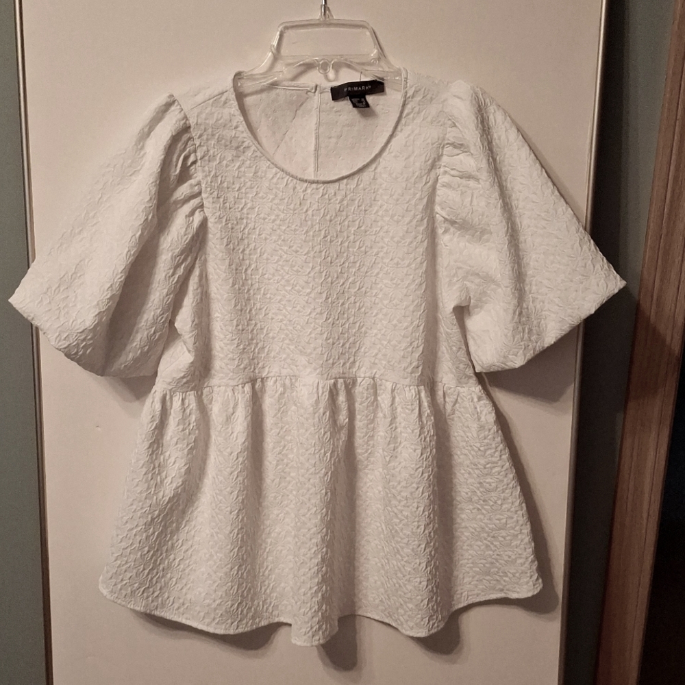White blouse with poof sleeves